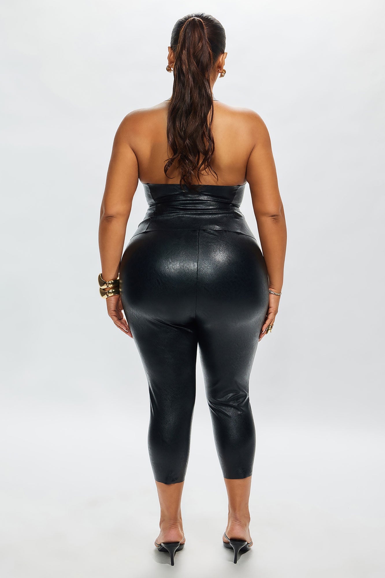 Dainty Faux Leather Capri Pant - Black