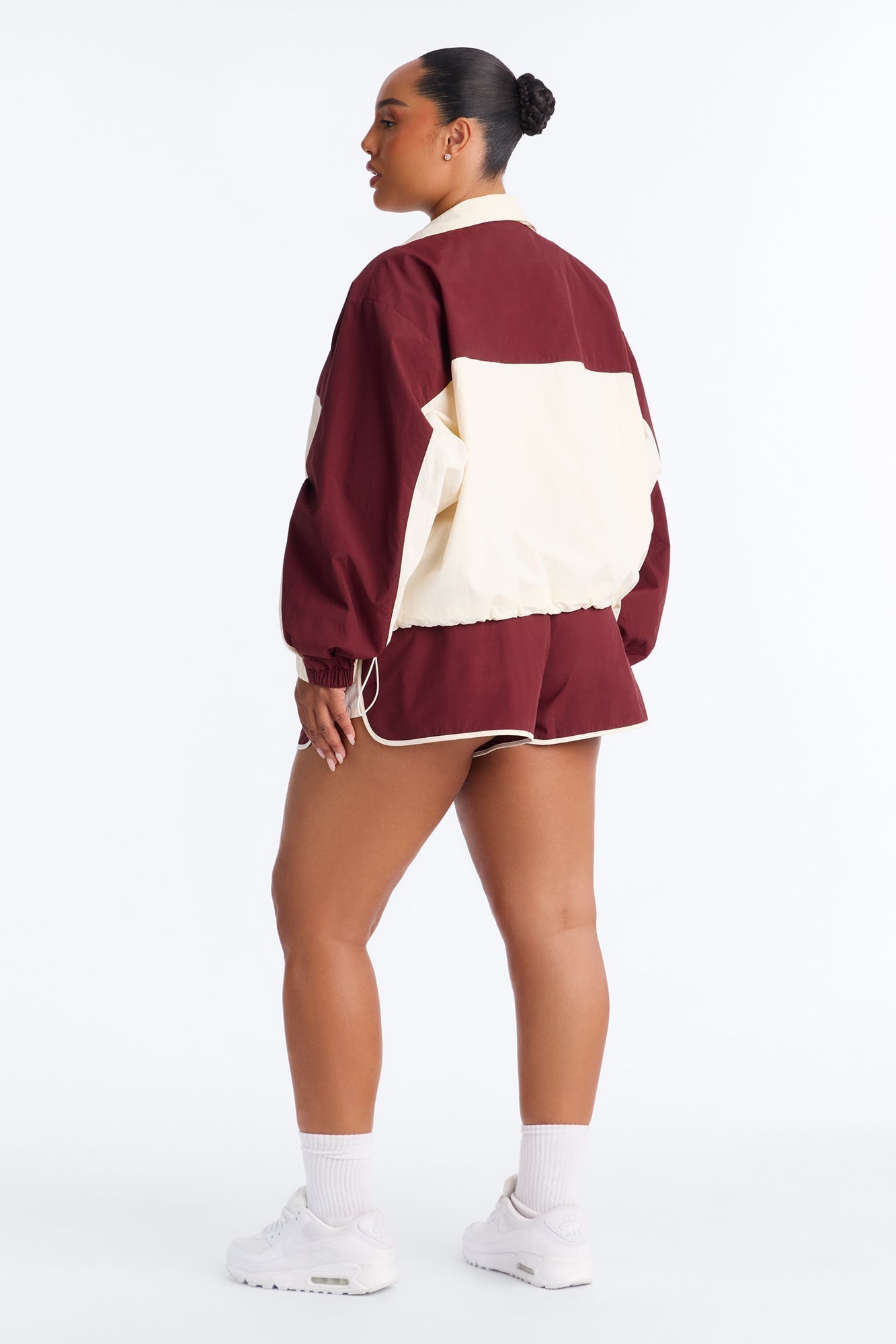 Extra Mile Color Block Windbreaker Short - Burgundy