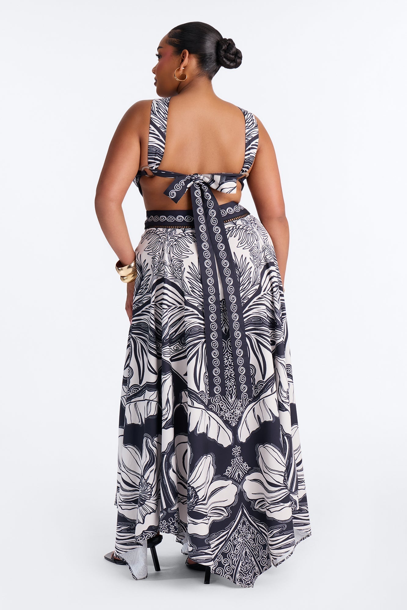 Yana Criss Cross Maxi Dress - Black/White