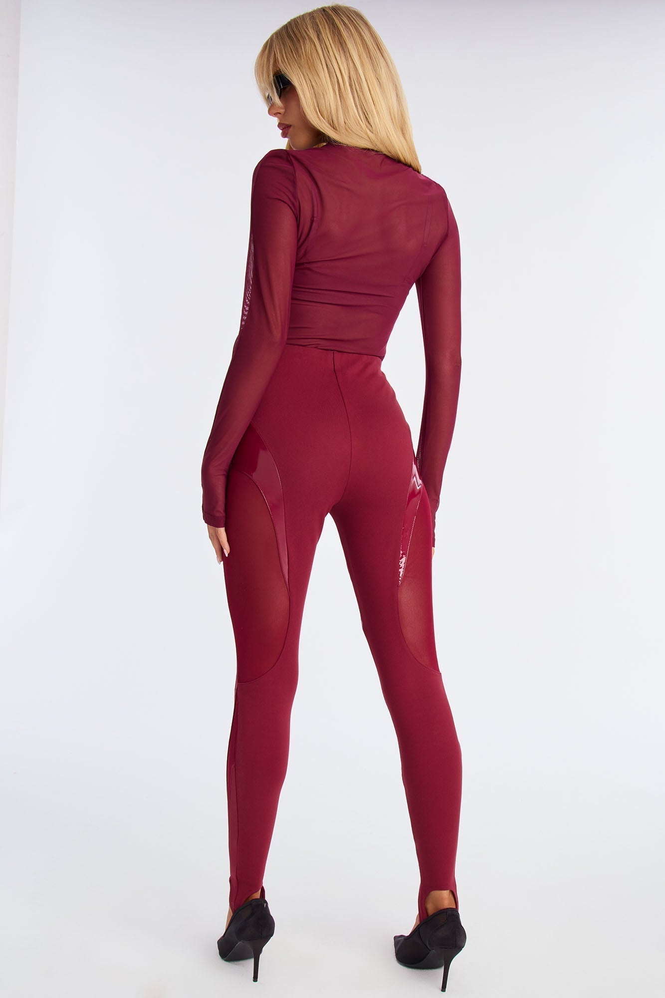 Head Noise Stirrup Legging - Burgundy
