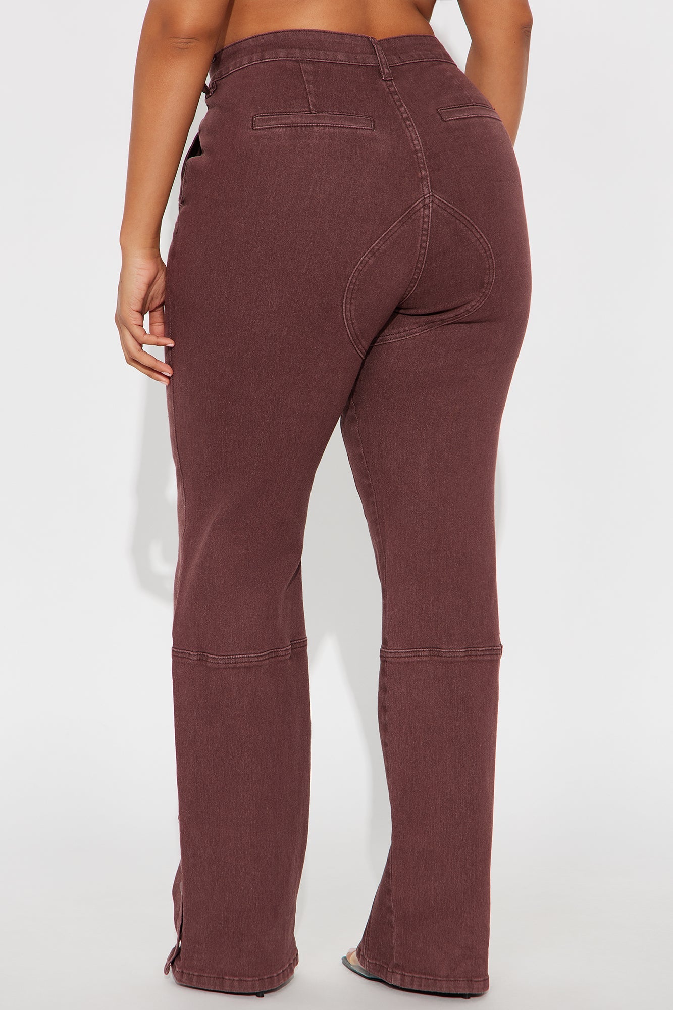 Chasin' You Mineral Wash Pant - Burgundy