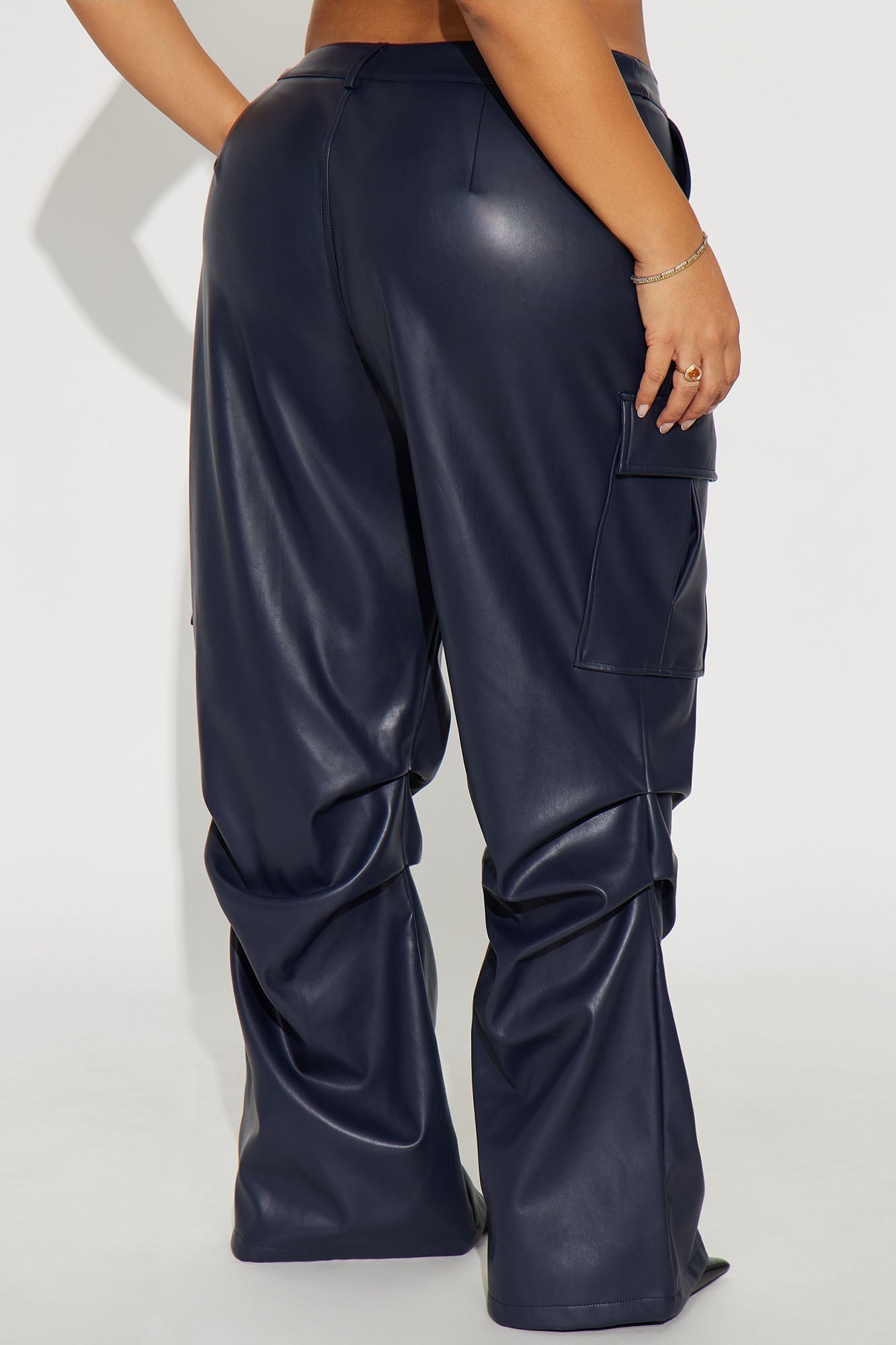 Skylar Faux Leather Wide Leg Pant 33 - Navy