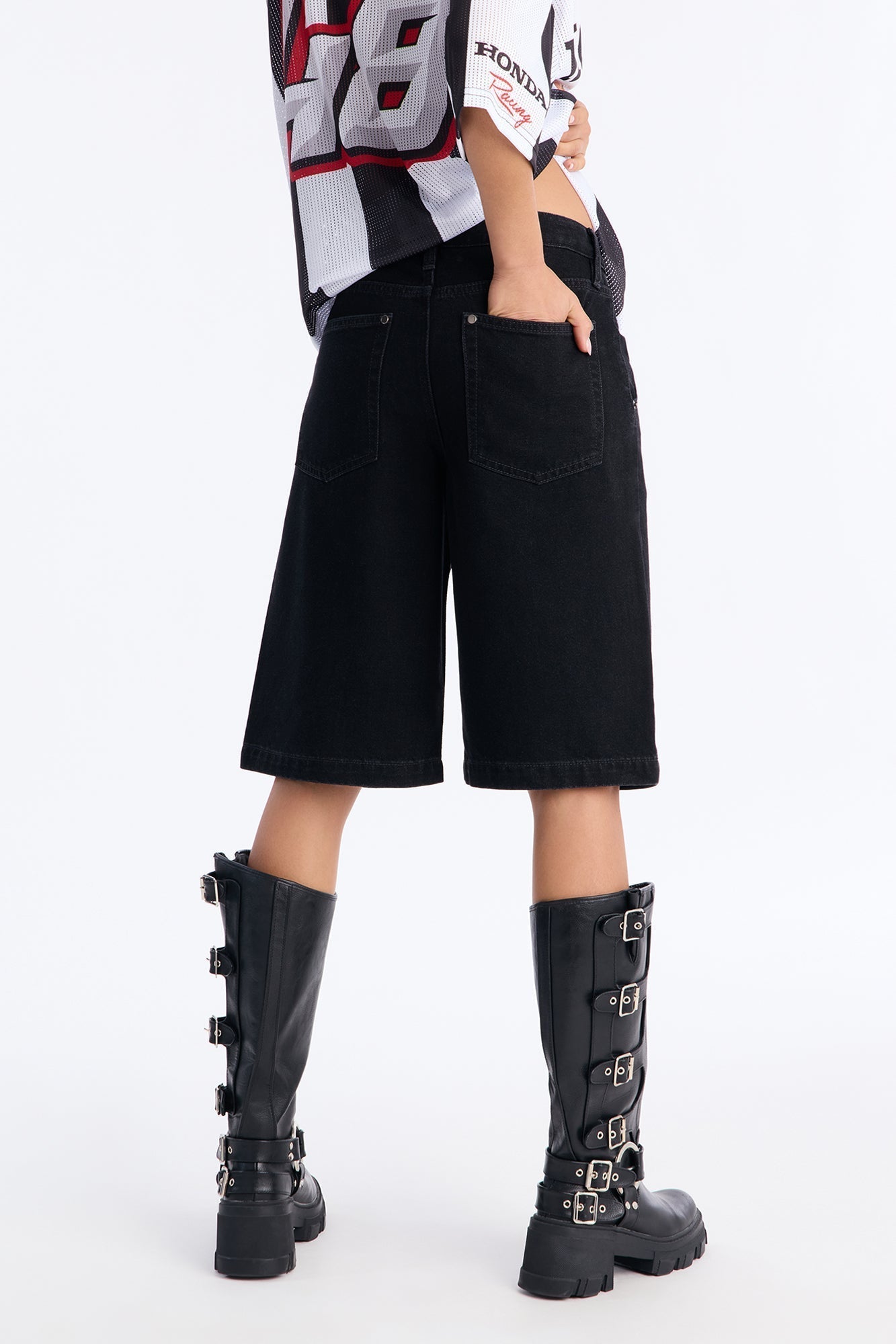 Team Lead 90s Denim Jorts - Black Wash