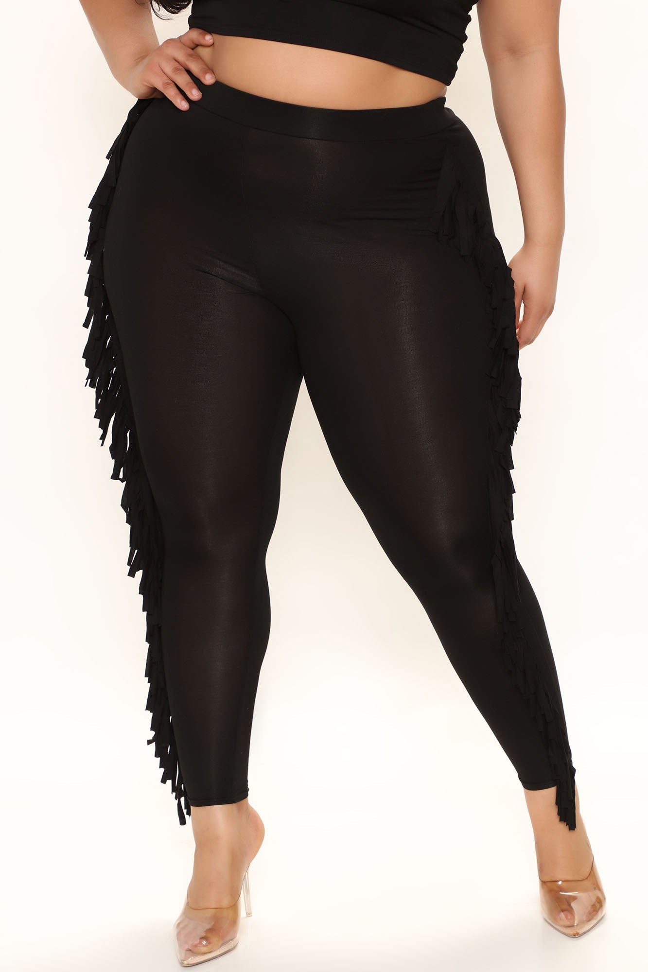 Shake It Like a Fringe Shaker Legging - Black