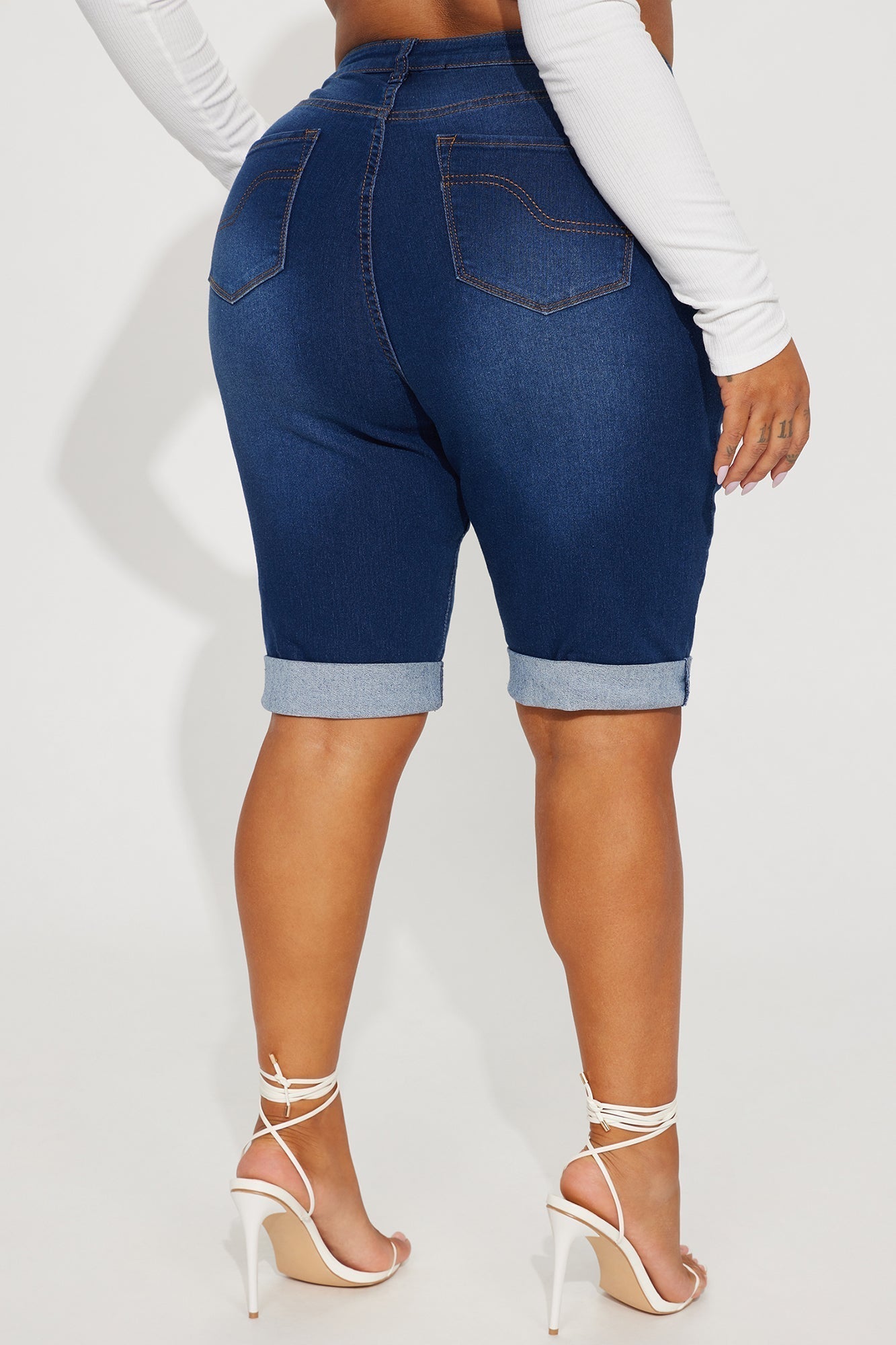 Dallas Stretch Bermuda Shorts - Dark Wash