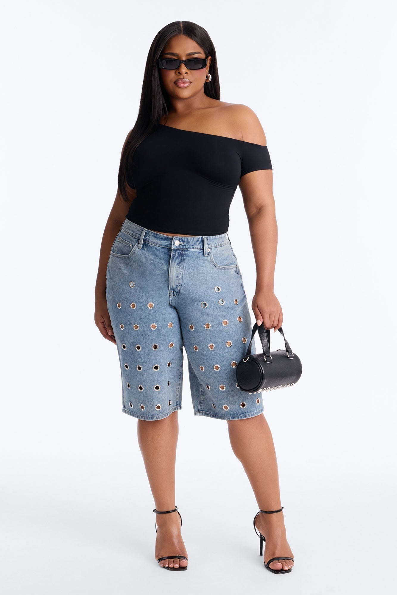 Throwing You Off Grommet Denim Jorts - Medium Wash