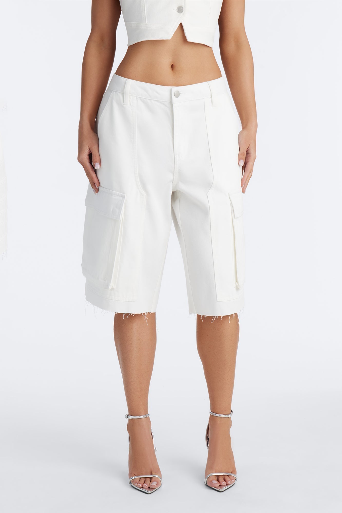 Lillia Frayed Hem Cargo Bermuda Short - White