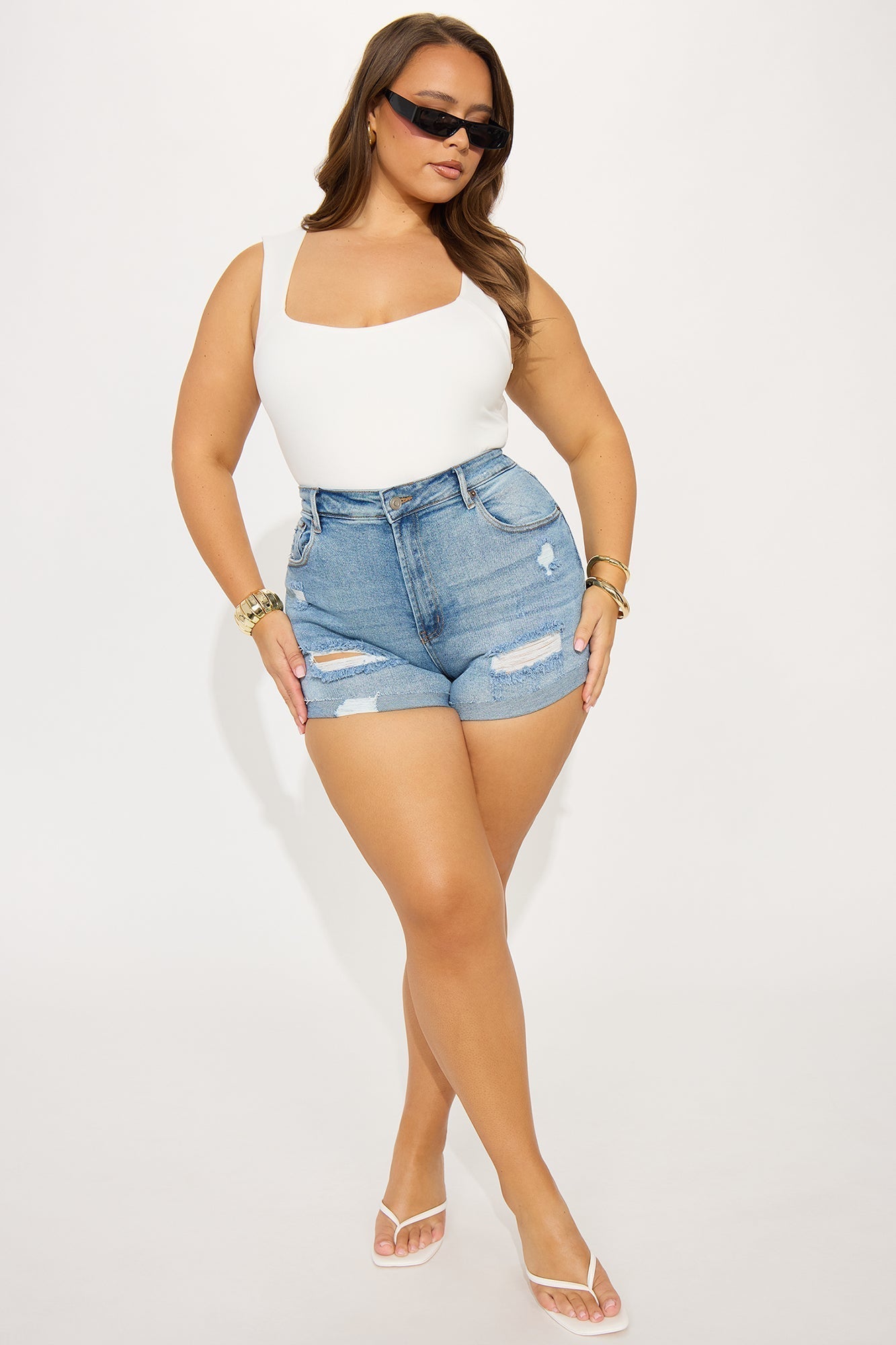 Endlessly Roll Cuff Shorts - Medium Wash