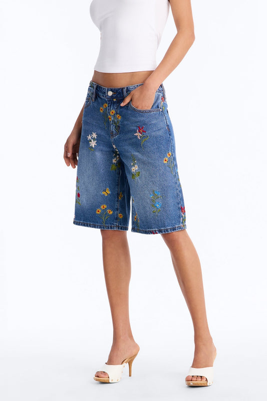 Parc De Fleurs Embroidered Denim Shorts - Medium Wash