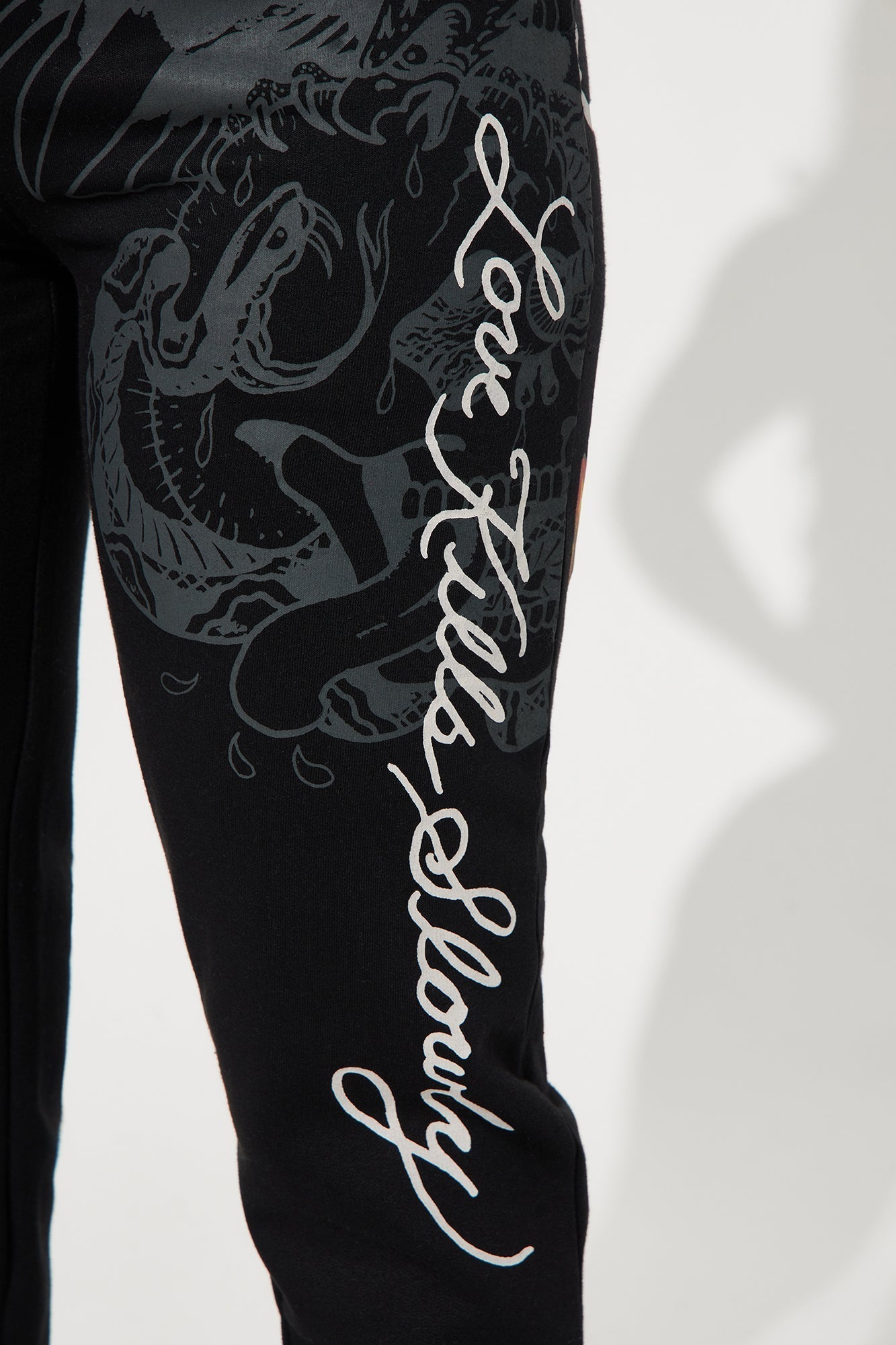 Ed Hardy Crawling Tigers Wide Leg Pant - Black