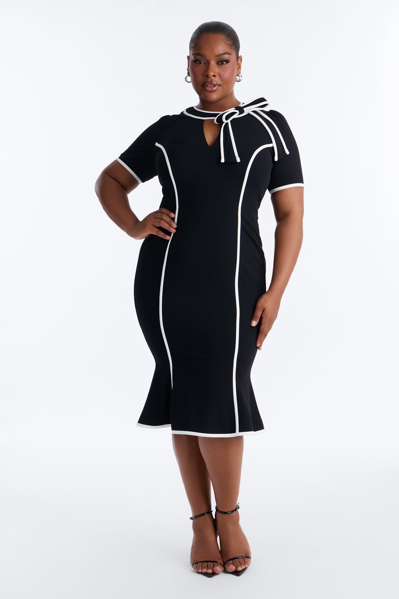 First Class Only Midi Dress - Black/White