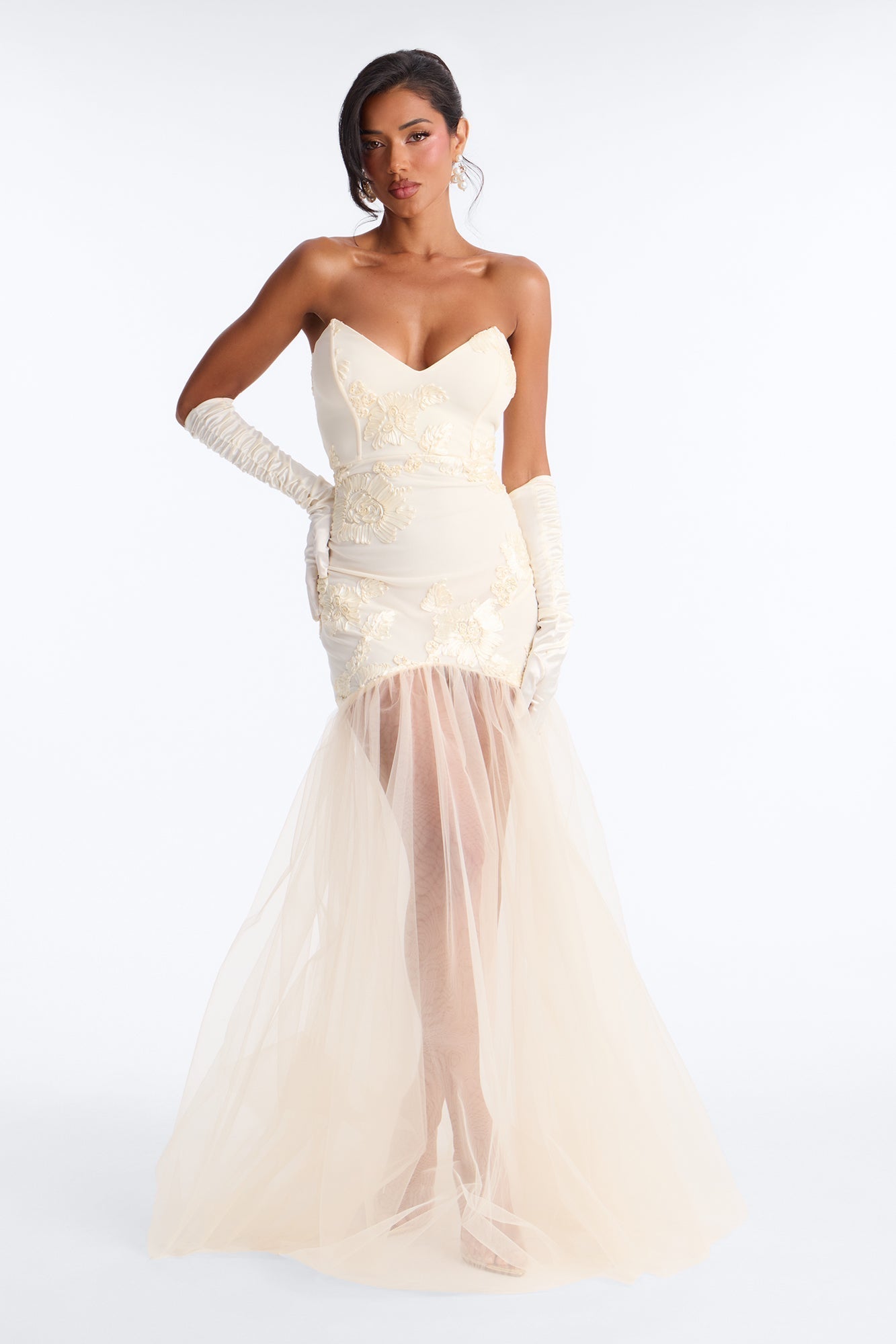 Elena Embroidered Mermaid Gown - White