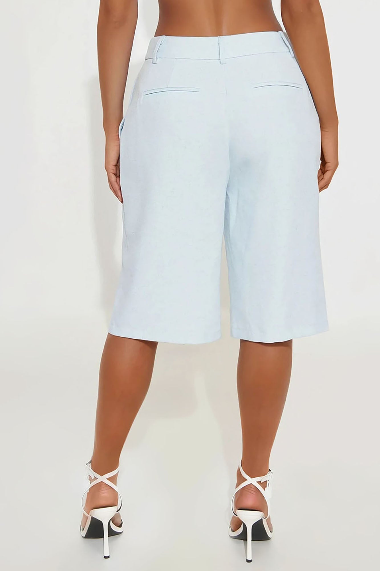 Paloma Linen Bermuda Short - Light Blue