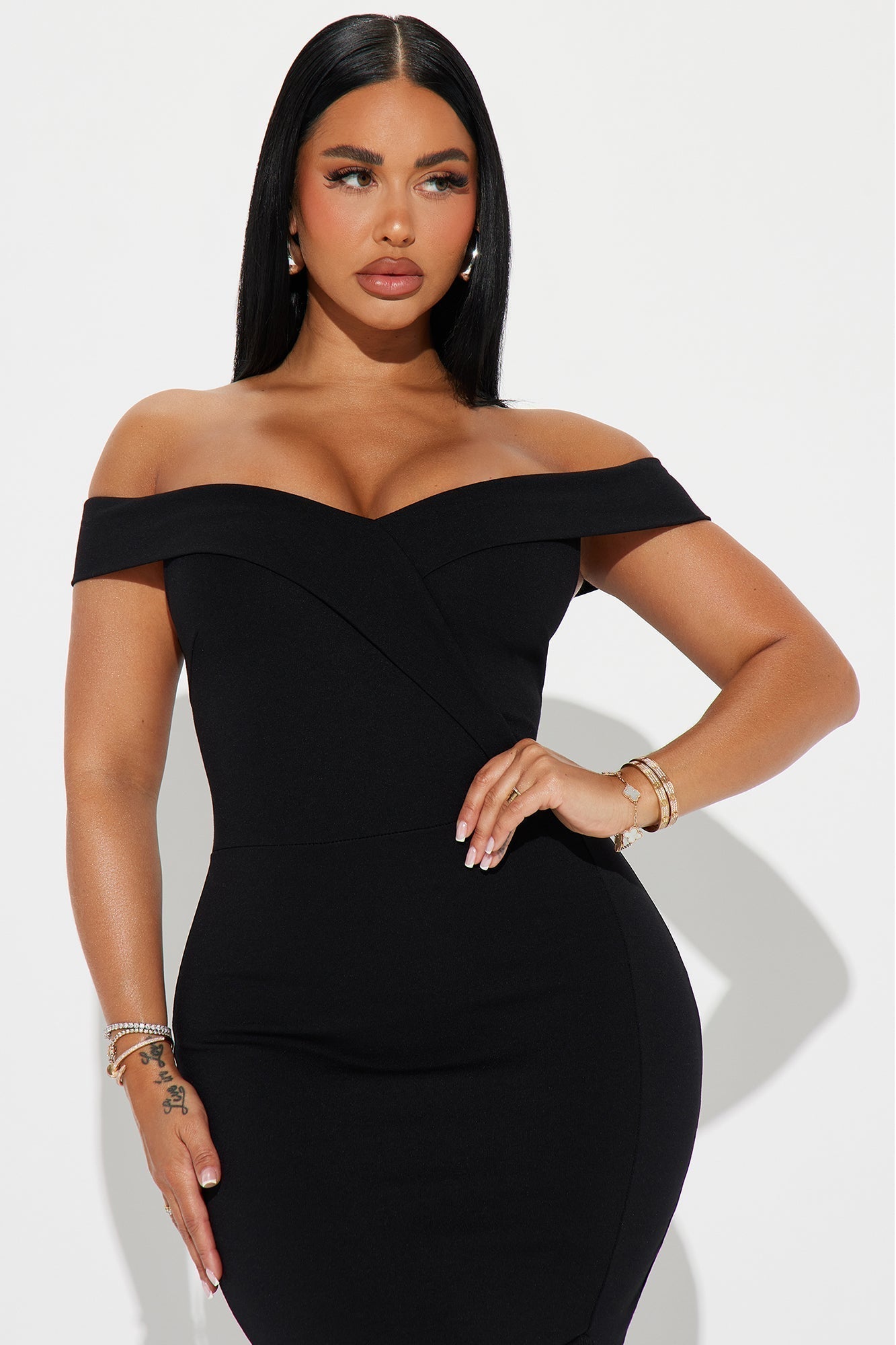 Eloise Off Shoulder Body Sculpting Midi Dress - Black