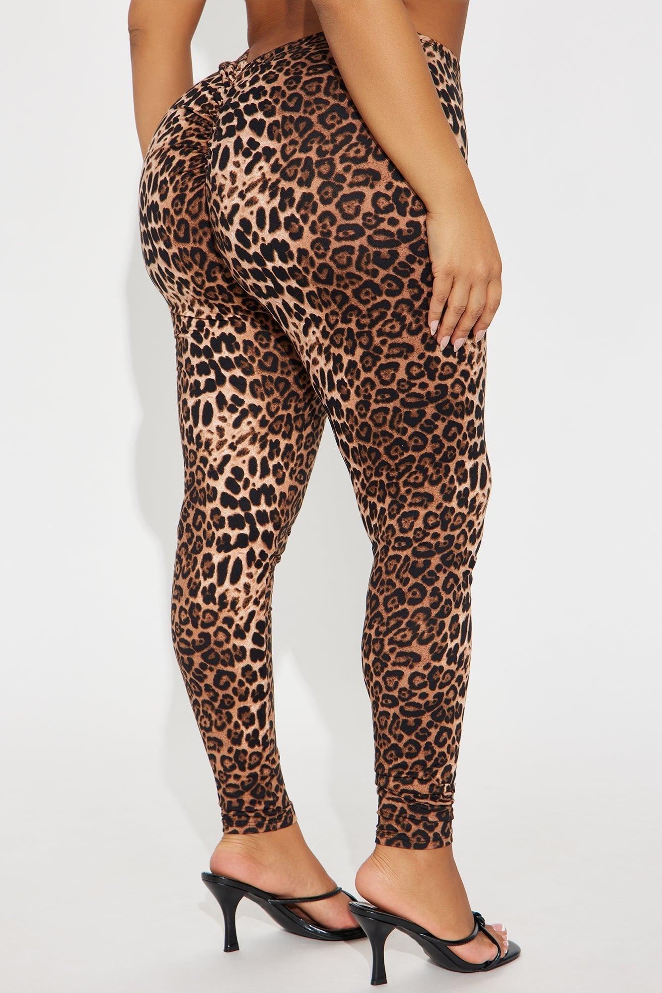 Unapologetically Fierce Leopard Butt Ruched Legging - Brown Combo