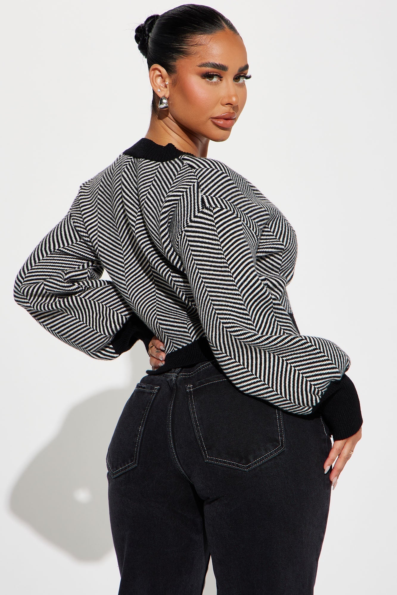 Madison Stripe Cropped Cardigan - Black/White