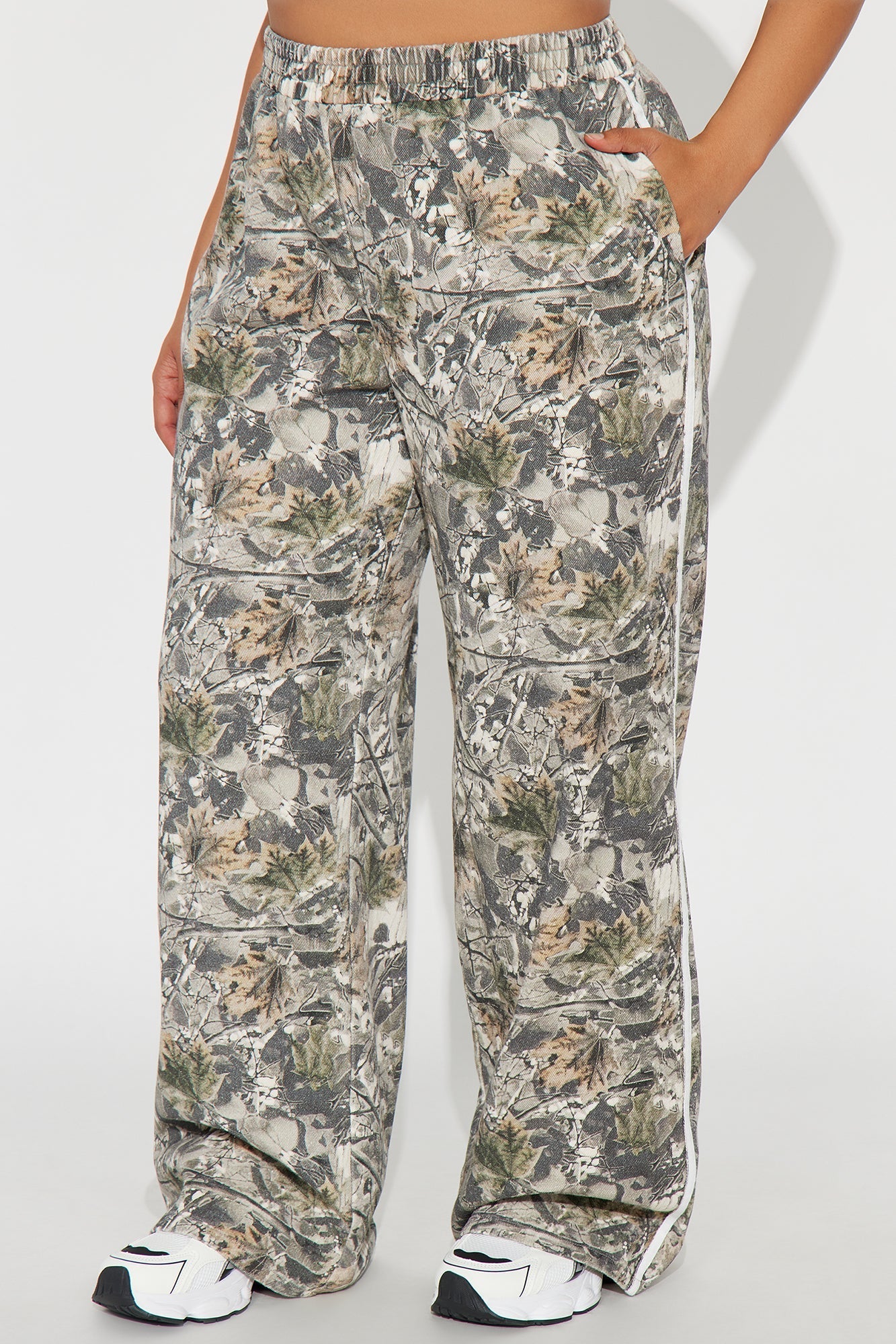 Not In Sight Camo Wide Leg Pant - Camouflage