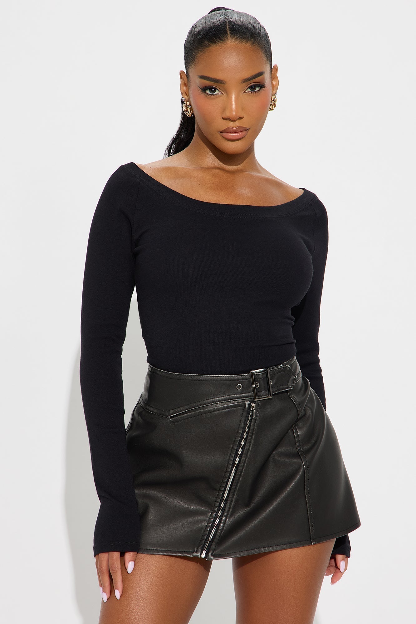 Bella Boat Neck Long Sleeve Top - Black