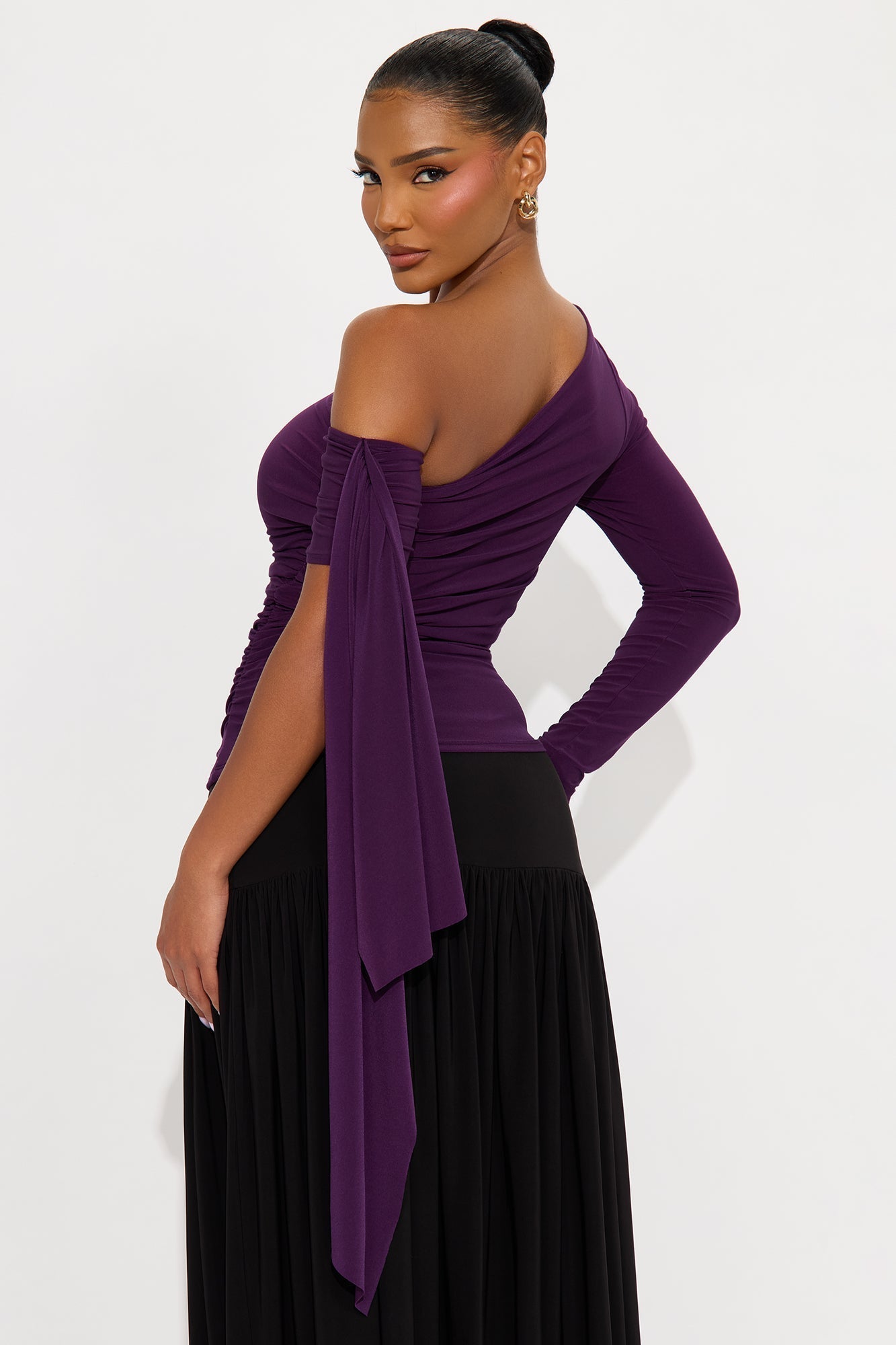 Paola Ruched Off Shoulder Top - Plum
