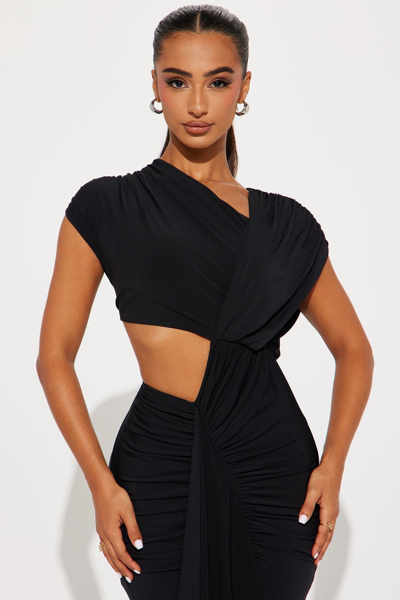 Aria Cut Out Maxi Dress - Black