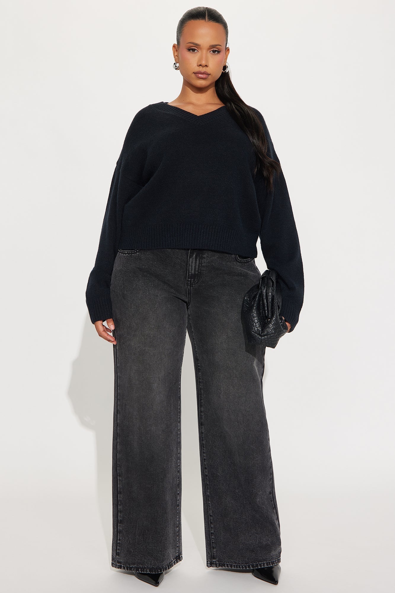 The Everyday Sweater - Black