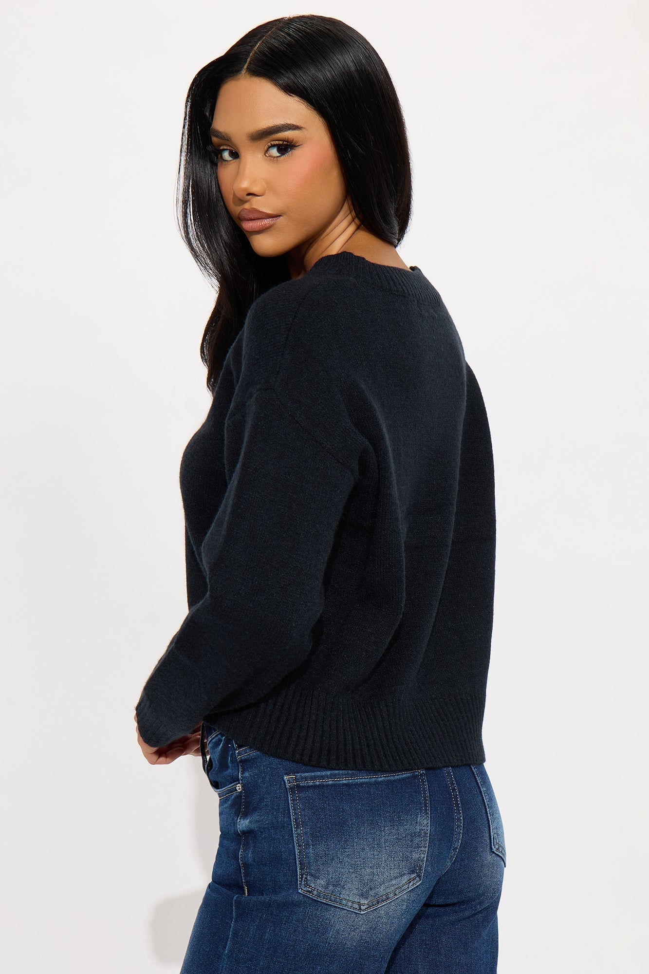 The Everyday Sweater - Black