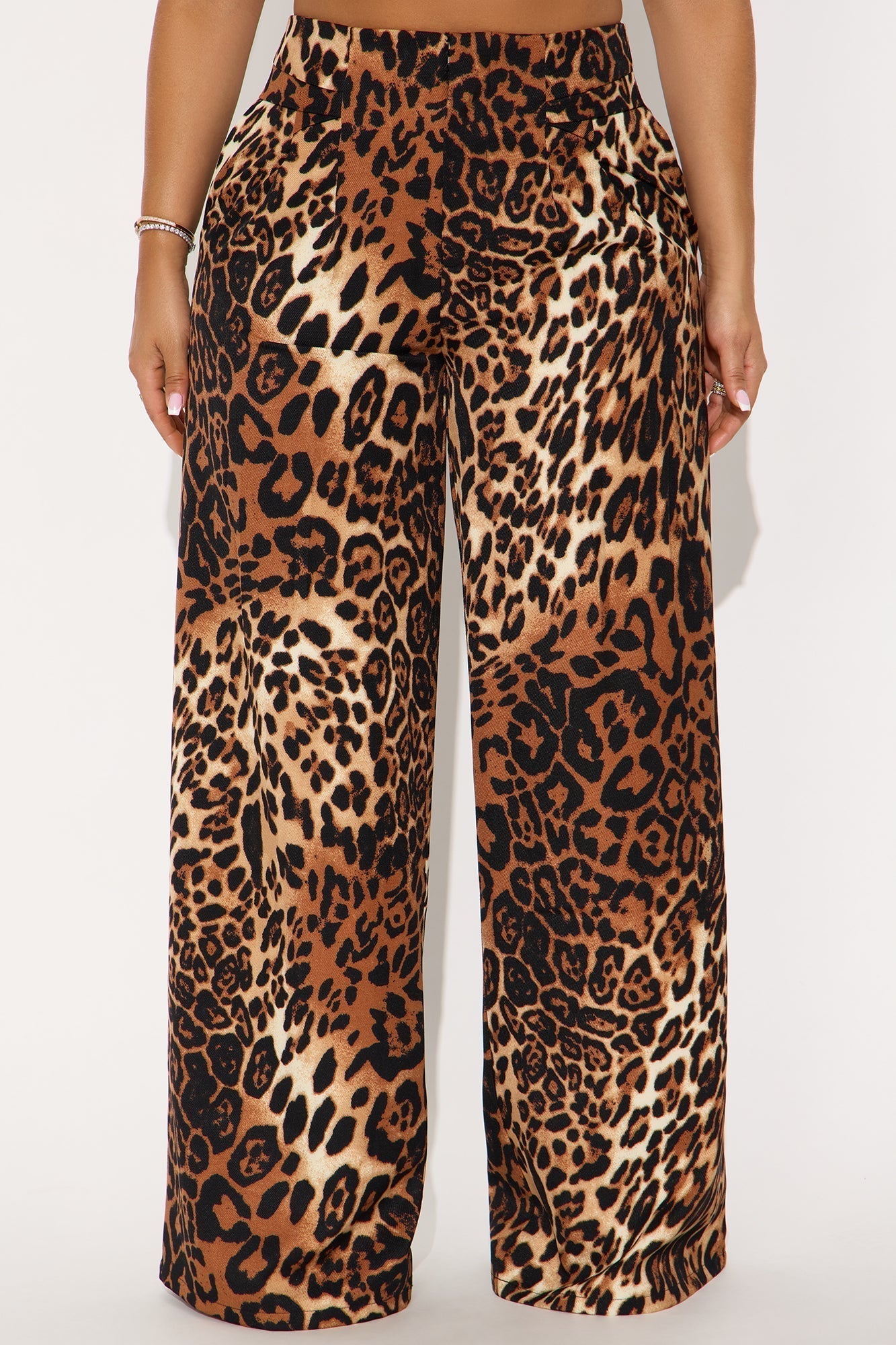 Level You Up Leopard Wide Leg Twill Pant 32″ - Leopard
