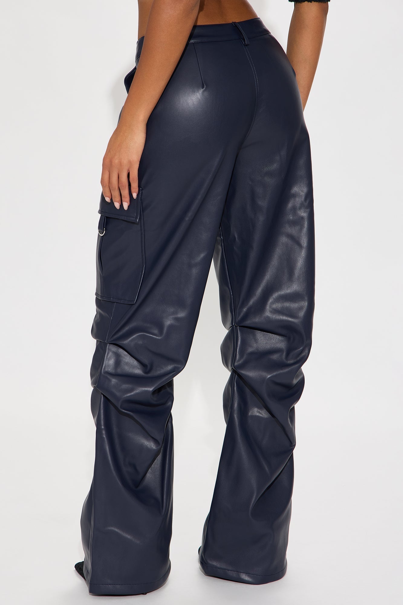 Skylar Faux Leather Wide Leg Pant 33 - Navy