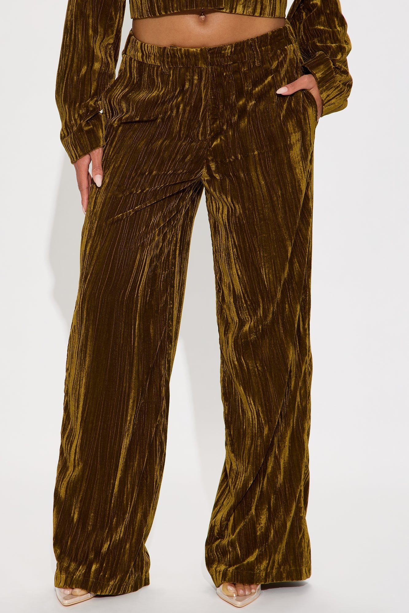 Keep You Wondering Velvet Wide Leg Pant 32 - Olive