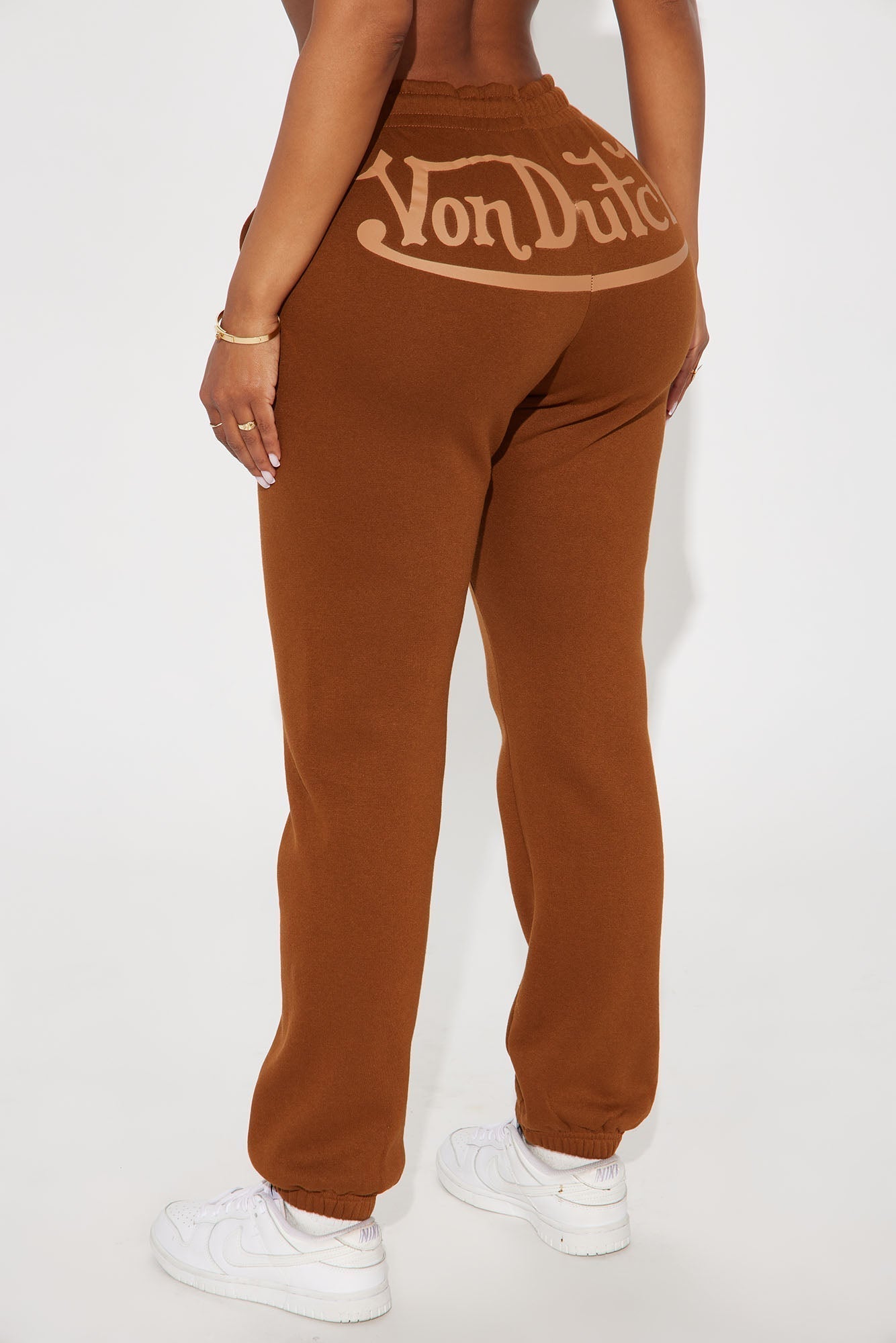 Von Dutch Wings Jogger - Brown