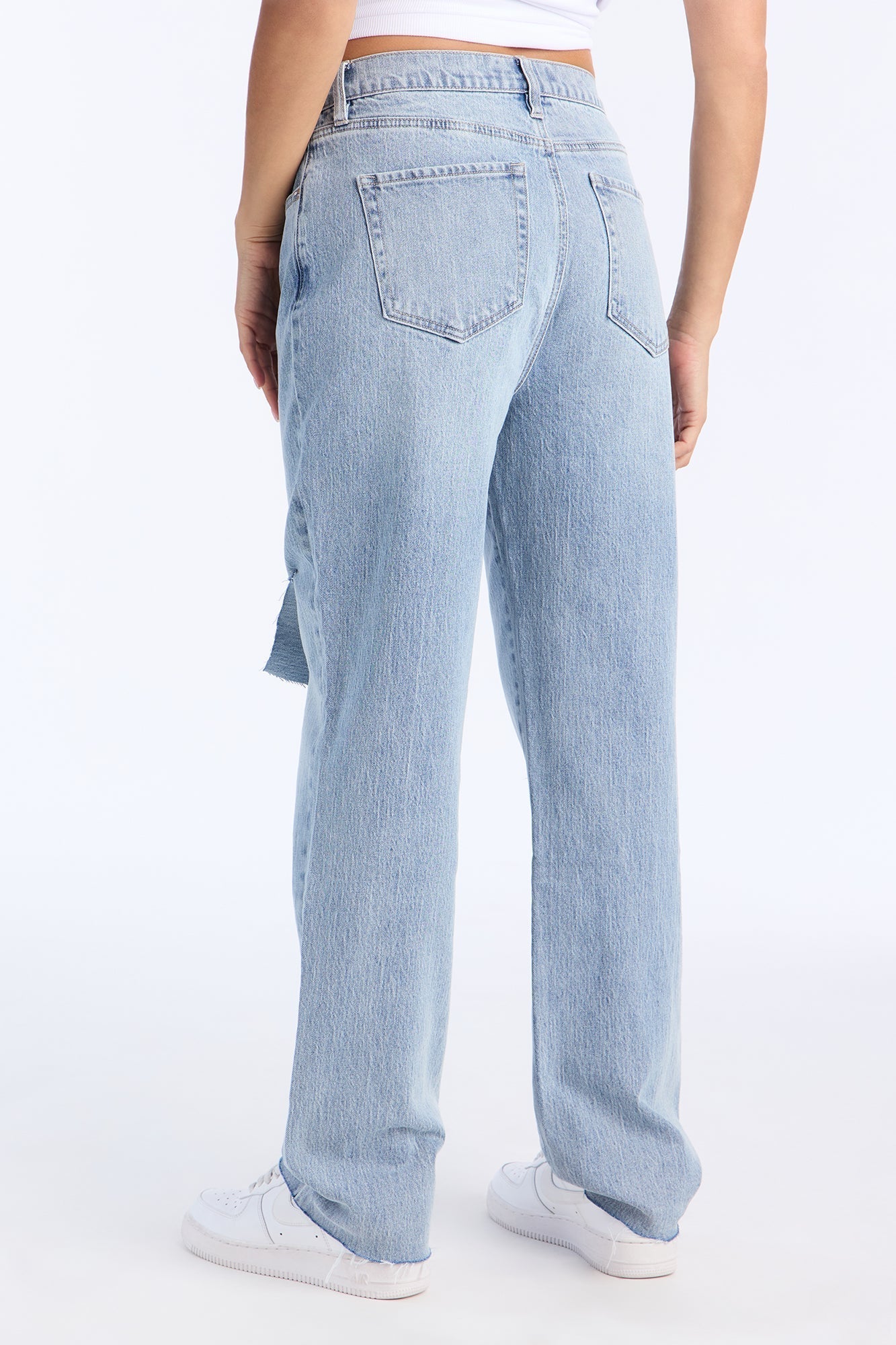 Catching Your Eye Stretch Straight Leg Jeans - Light Wash