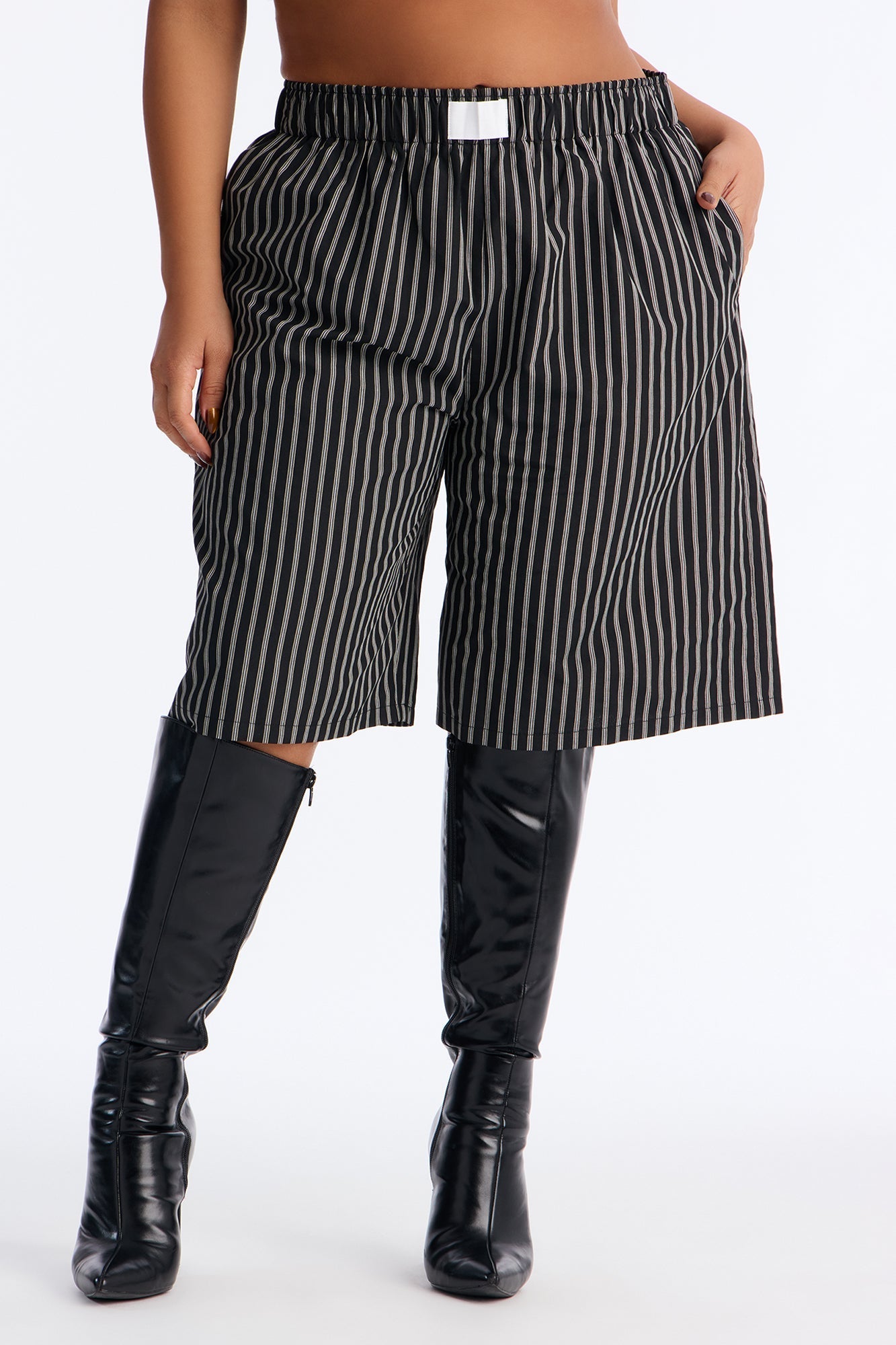 Aurora Striped Boxer Short - Black/White